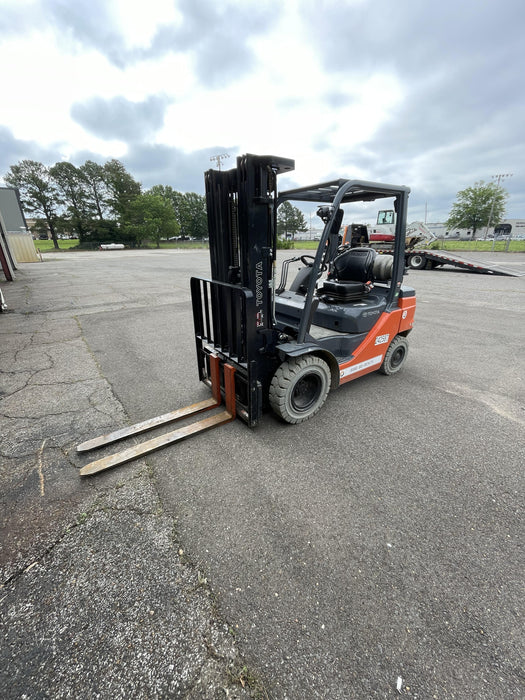 2022 TOYOTA 50-8FGU25