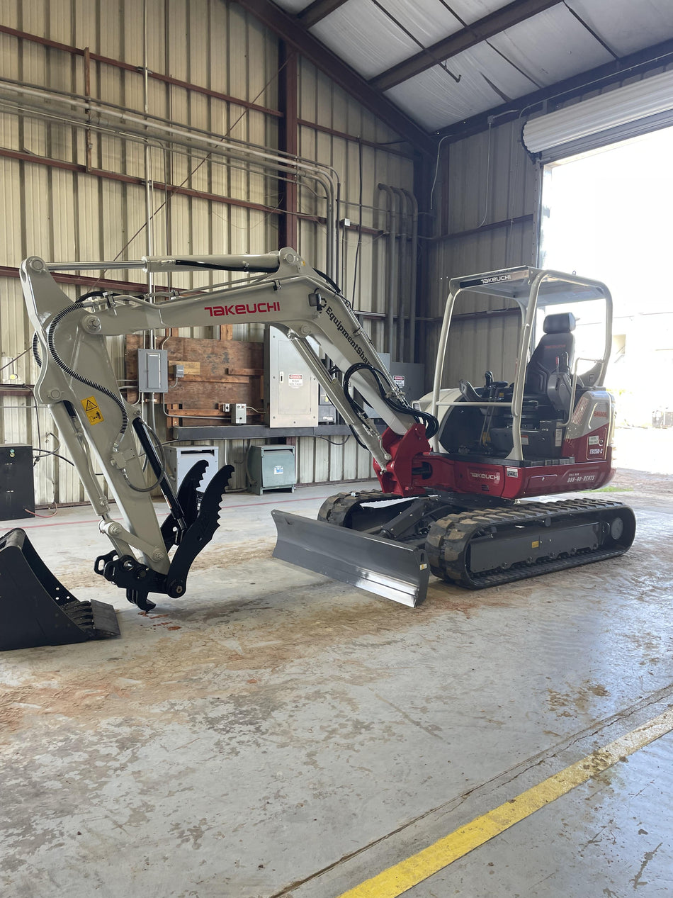 2025 TAKEUCHI TB250-2R
