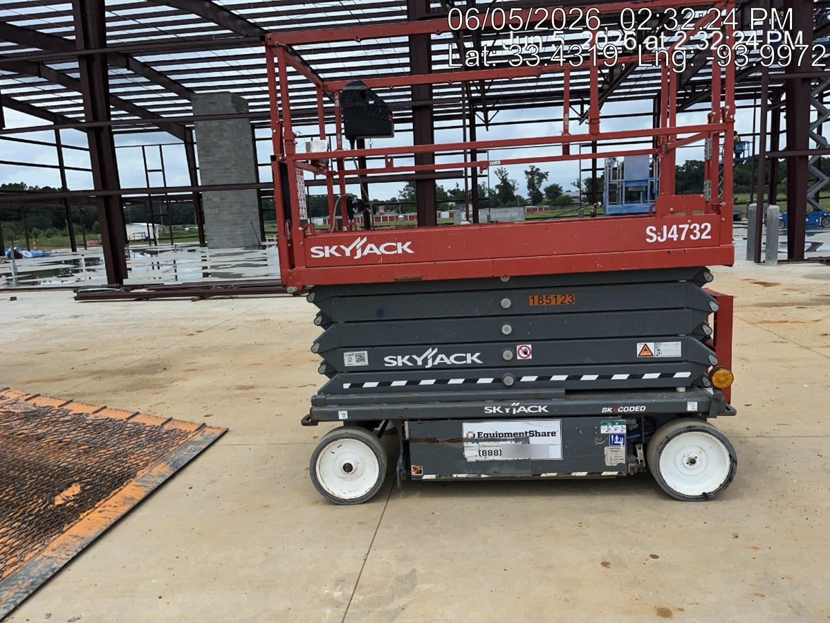 2021 SKYJACK SJ4732
