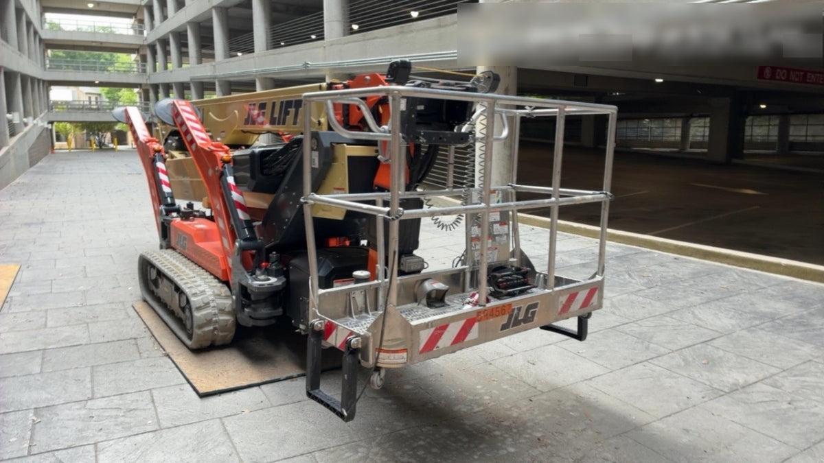 2025 JLG X1000AJ