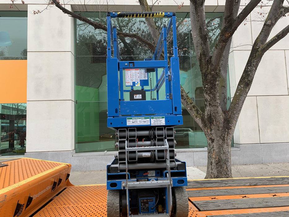 2020 Genie GS-1930 Solid Non Marking Tires, Beacon, Folding rails with half height swing gate, 800W Inverter