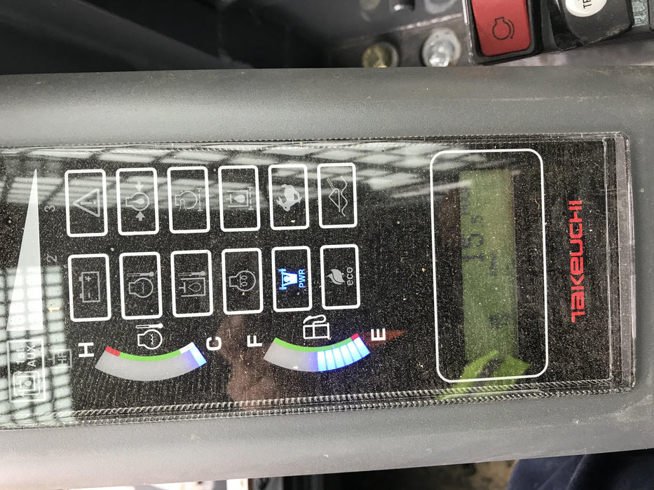 2020 Takeuchi TL8CR Cab/Heat/Air, 74hp, Hydraulic QC w/76" HD Bucket w/ Smooth Bolt on Edge, 76" HD Bucket w/Teeth