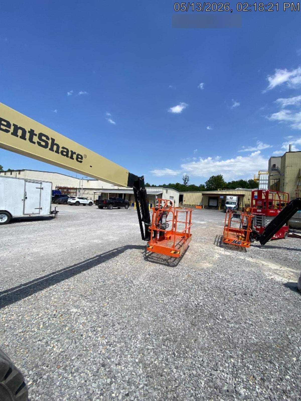 2025 JLG 800AJ