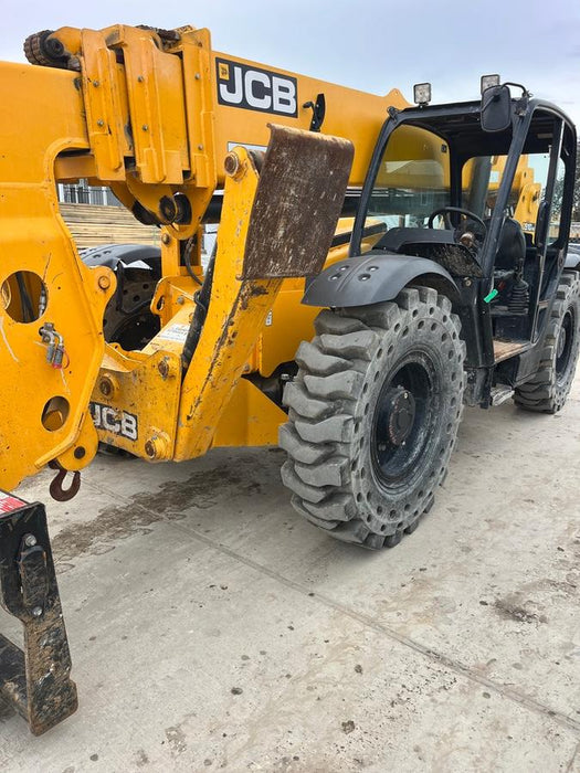 2019 JCB 510-56 Open ROPS, 74 HP, Solid Tires, Worklights, Beacon, Aux Hydraulics, Lifting Eye 60" Carriage/60" Forks