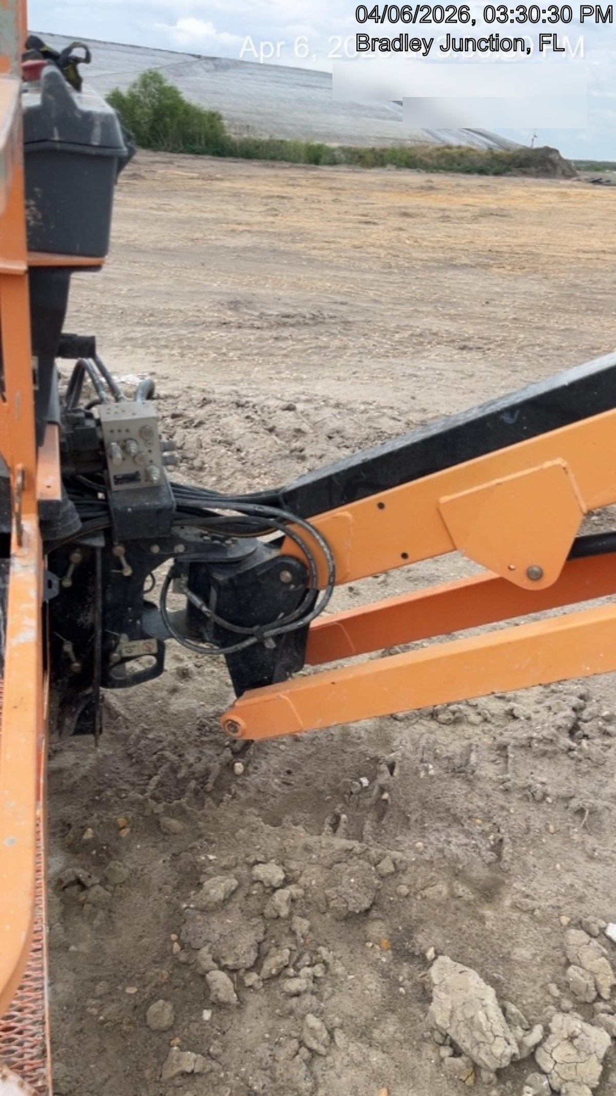 2022 JLG 660SJ Quad Track