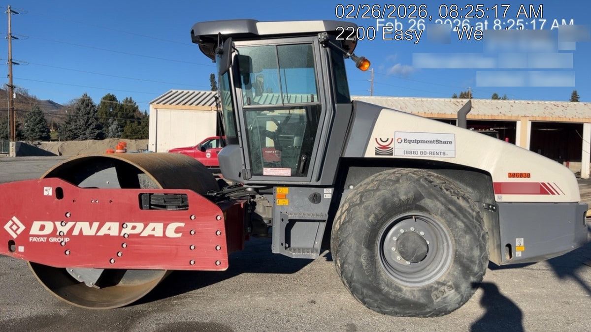 2023 DYNAPAC CA2500D