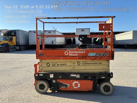 2022 JLG ES2632