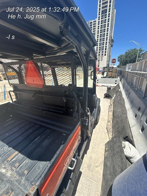 2019 Kubota RTV-X1140W-H 4wd Utility Cart, LED Strobe, Windshield Tempered Glass, Pastic Canopy, Wire Harness Kit, Backup Alarm