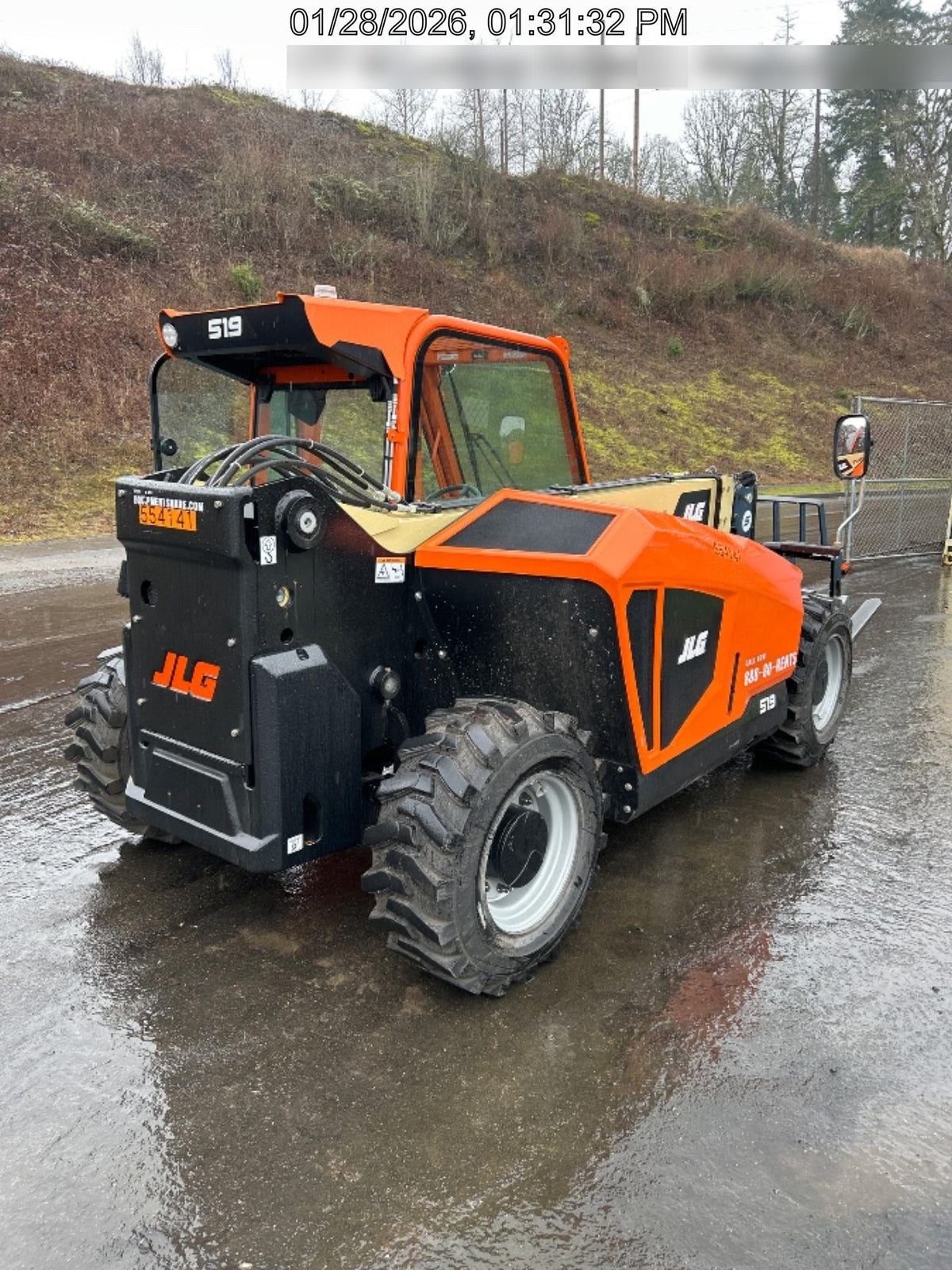 2025 JLG 519