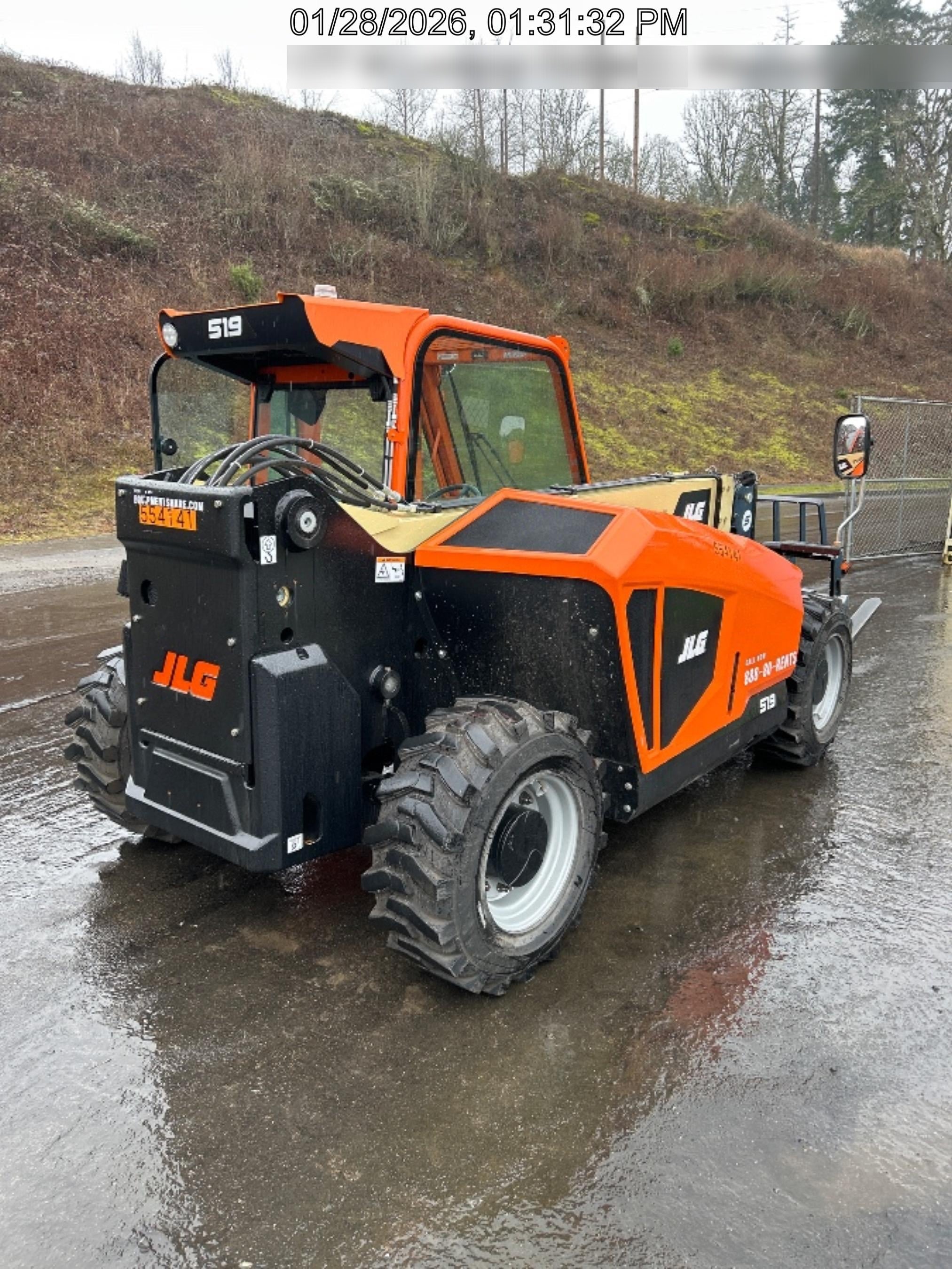 2025 JLG 519