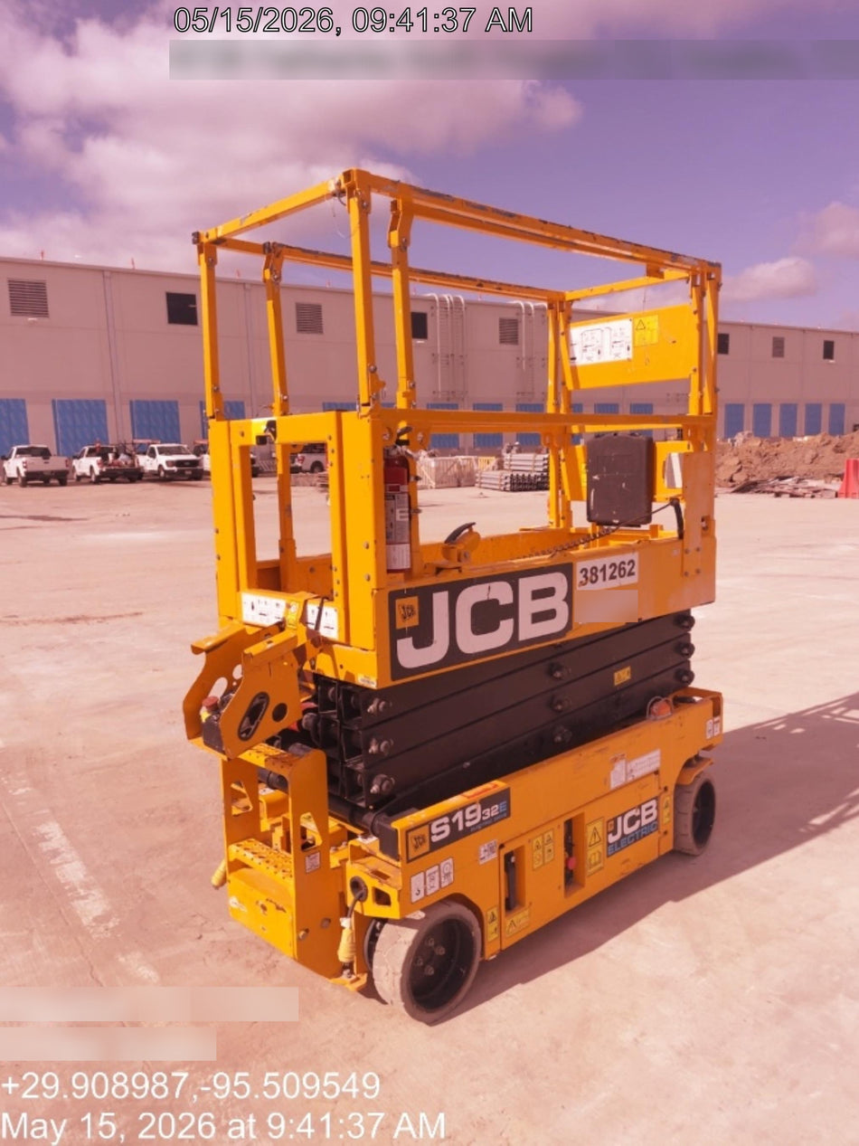 2024 JCB S1932E