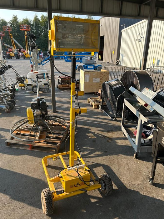 2020 BULLDOG 1000W Light Cart