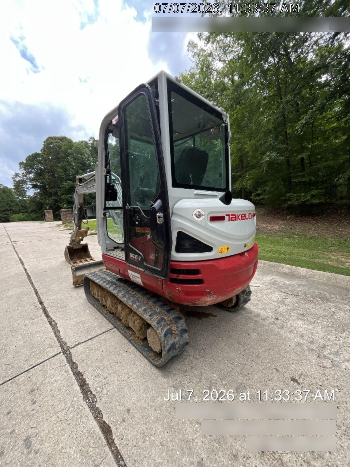 2023 TAKEUCHI TB235-2CR