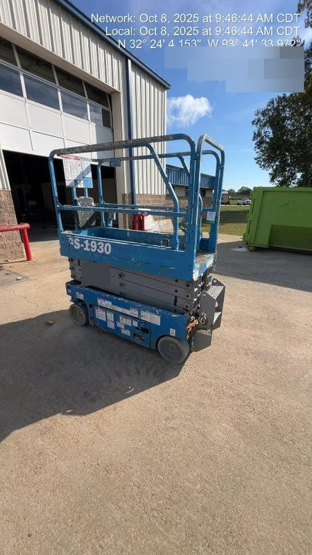 2019 Genie GS-1930 Fixed Rails with Chain Entry