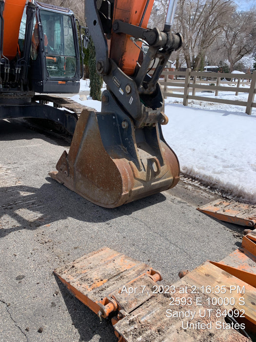 2020 DOOSAN 48" Excavator Bucket