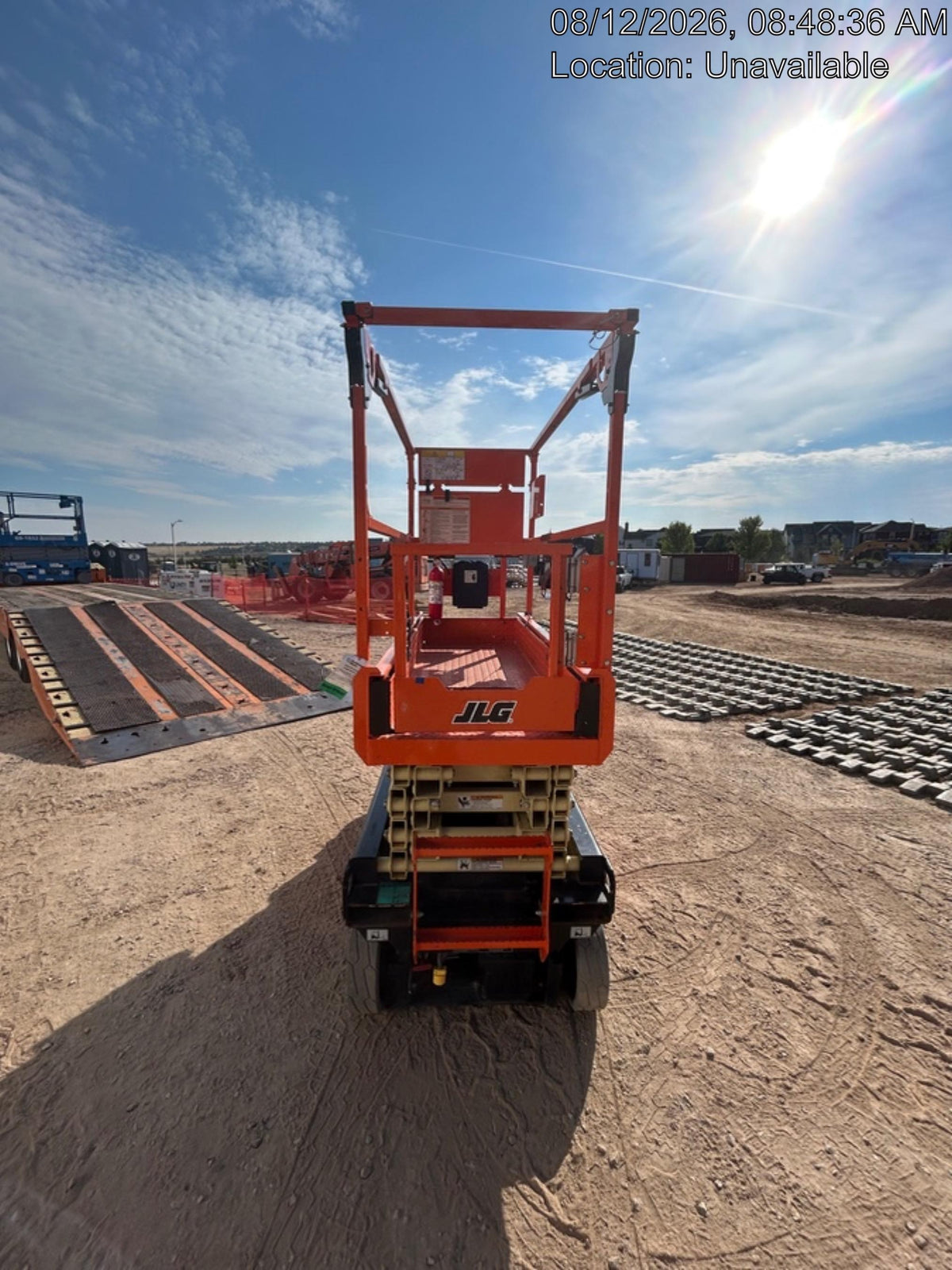 2022 JLG ES1932