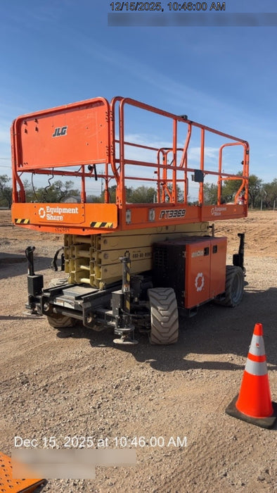 2022 JLG RT3369