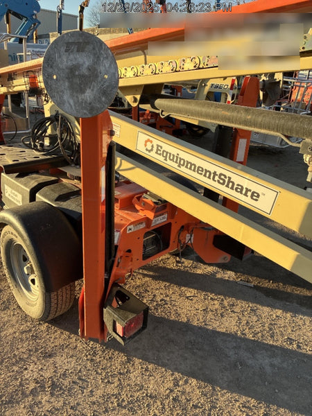 2022 JLG T350