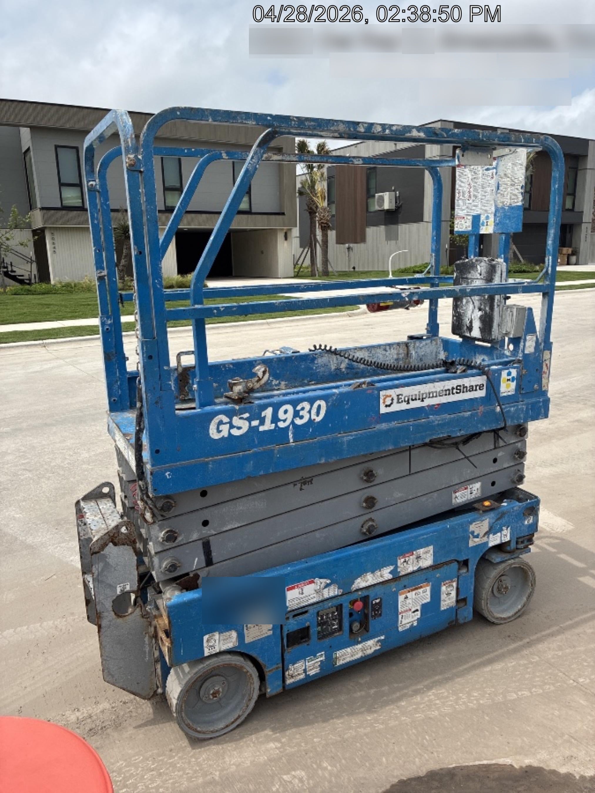 2019 Genie GS-1930 Fixed rails with chain Entry