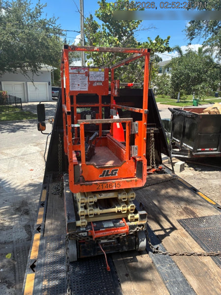 2022 JLG ES1330L
