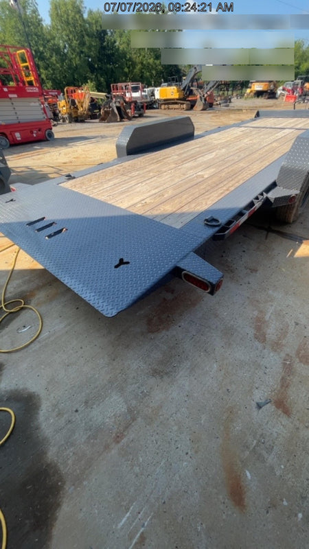 2024 IRONBULL 22' Tiltbed