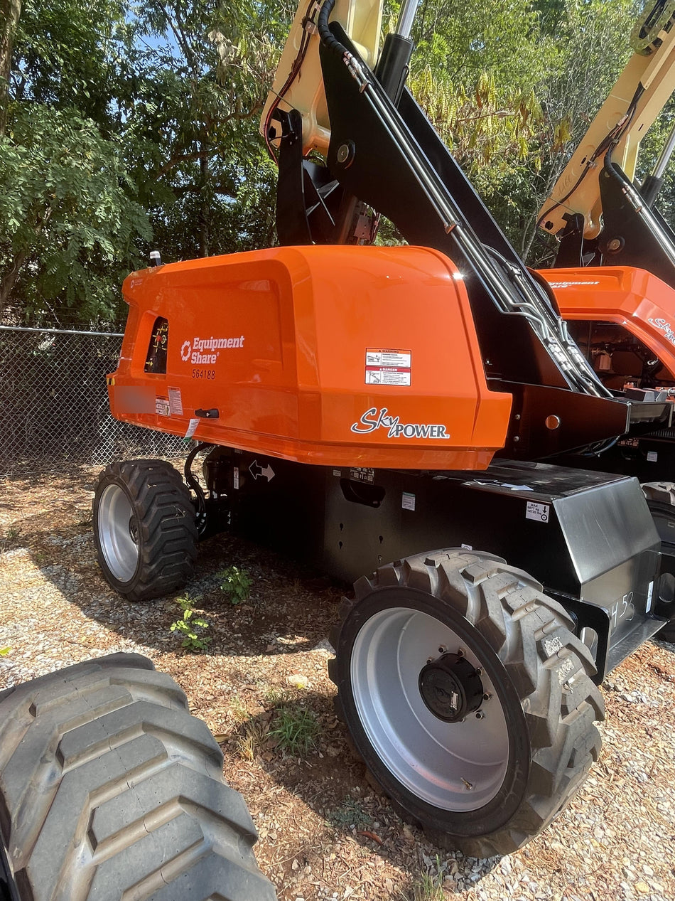 2025 JLG 660SJ