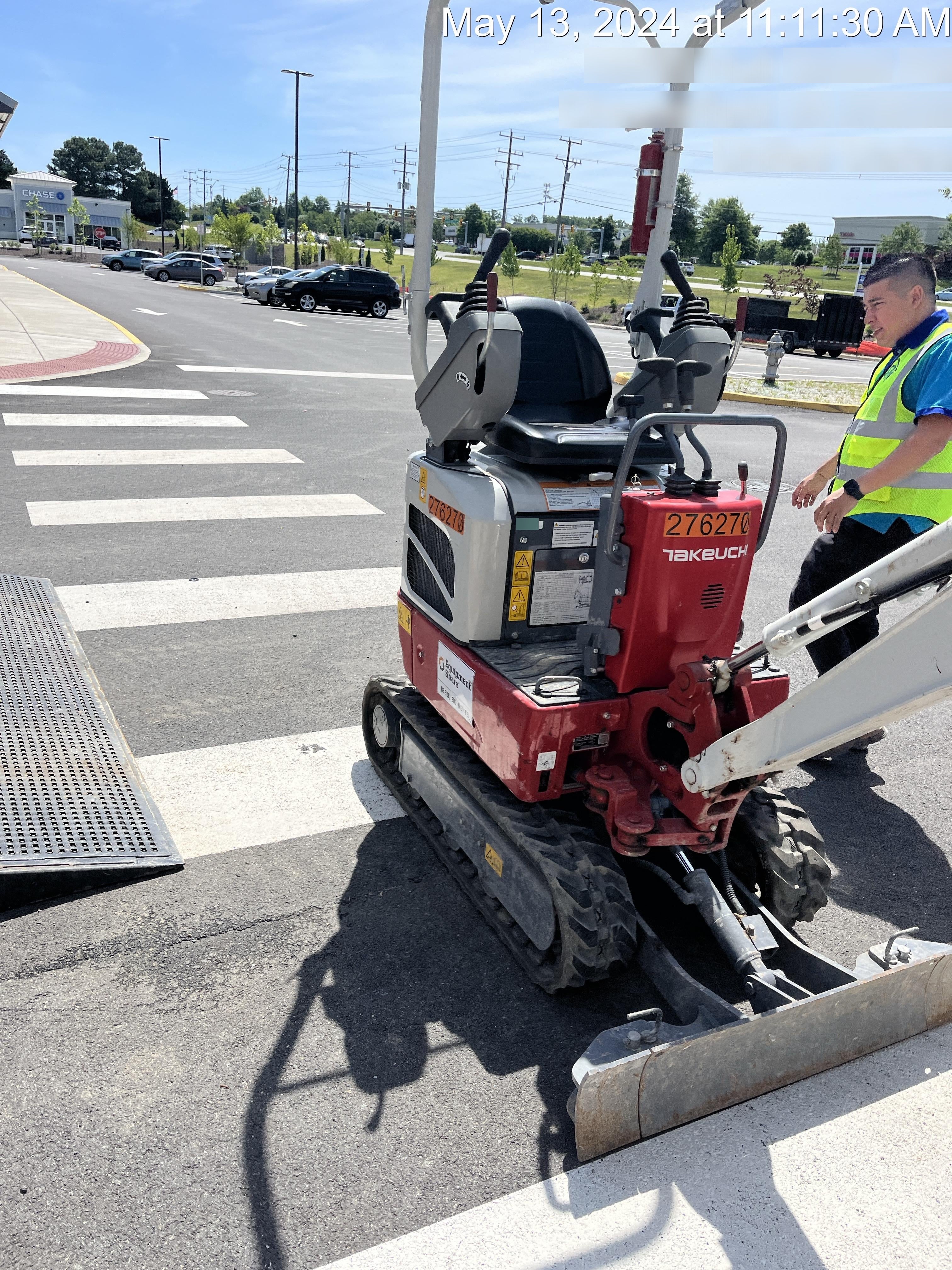 2022 TAKEUCHI TB210R