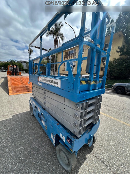 2022 GENIE GS-3232