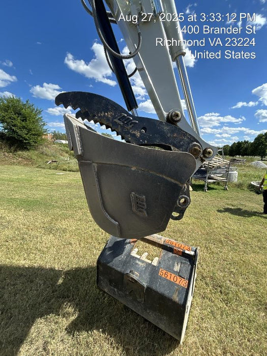 2025 TAKEUCHI 36" Bucket - Takeuchi