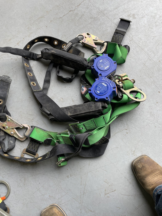 2023 GENERAL WORK PRODUCTS SRL1421372T