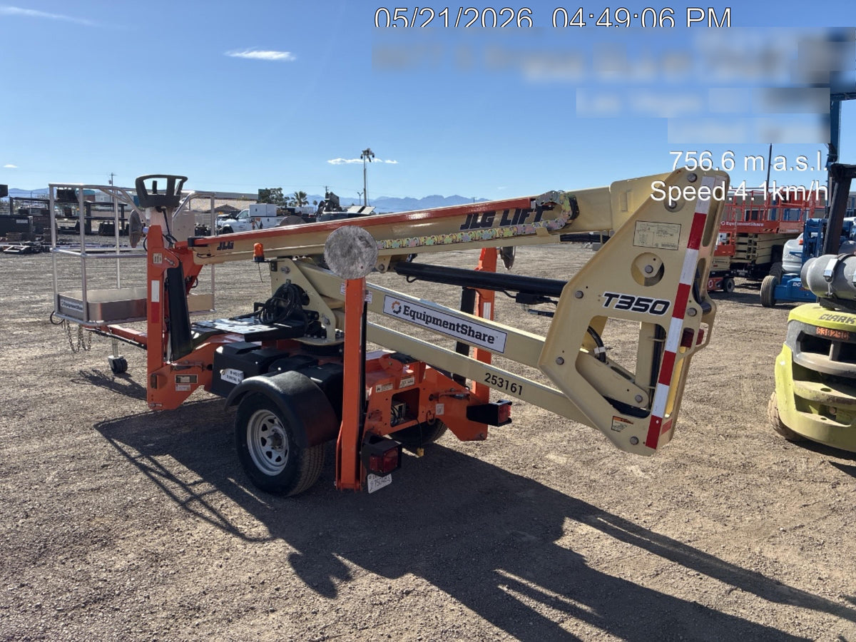 2022 JLG T350