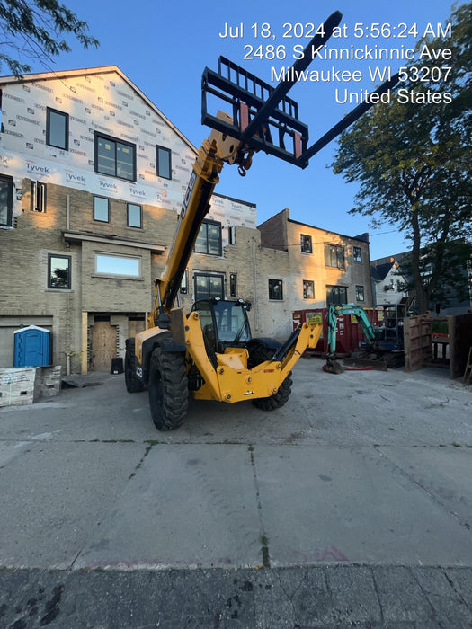 2020 JCB 510-56 Cab/Heat/Air, 74 HP, Solid Tires, STD Worklight, Beacon, Aux Hydraulics, Lifting Eye, Back up Alarm w/66" Carriage/60" Forks