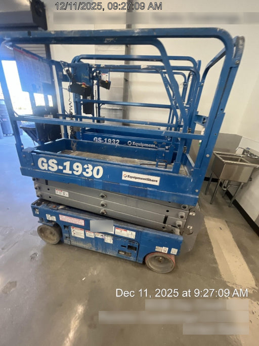 2019 Genie GS-1930 Half Height Swing Gate, 800W Inverter