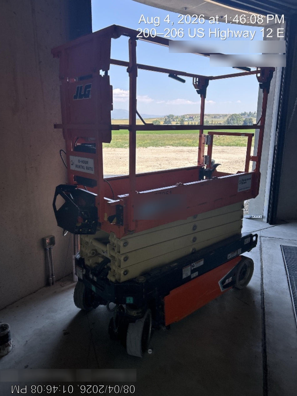 2021 JLG ES1932
