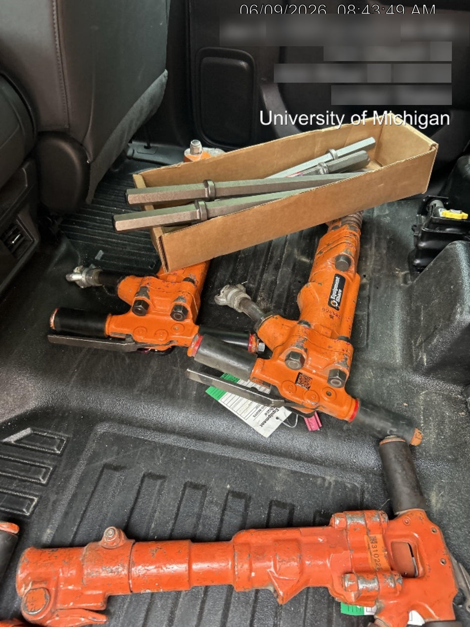 2023 MICHIGAN PNEUMATIC ES-TPB30-1-TRACKER
