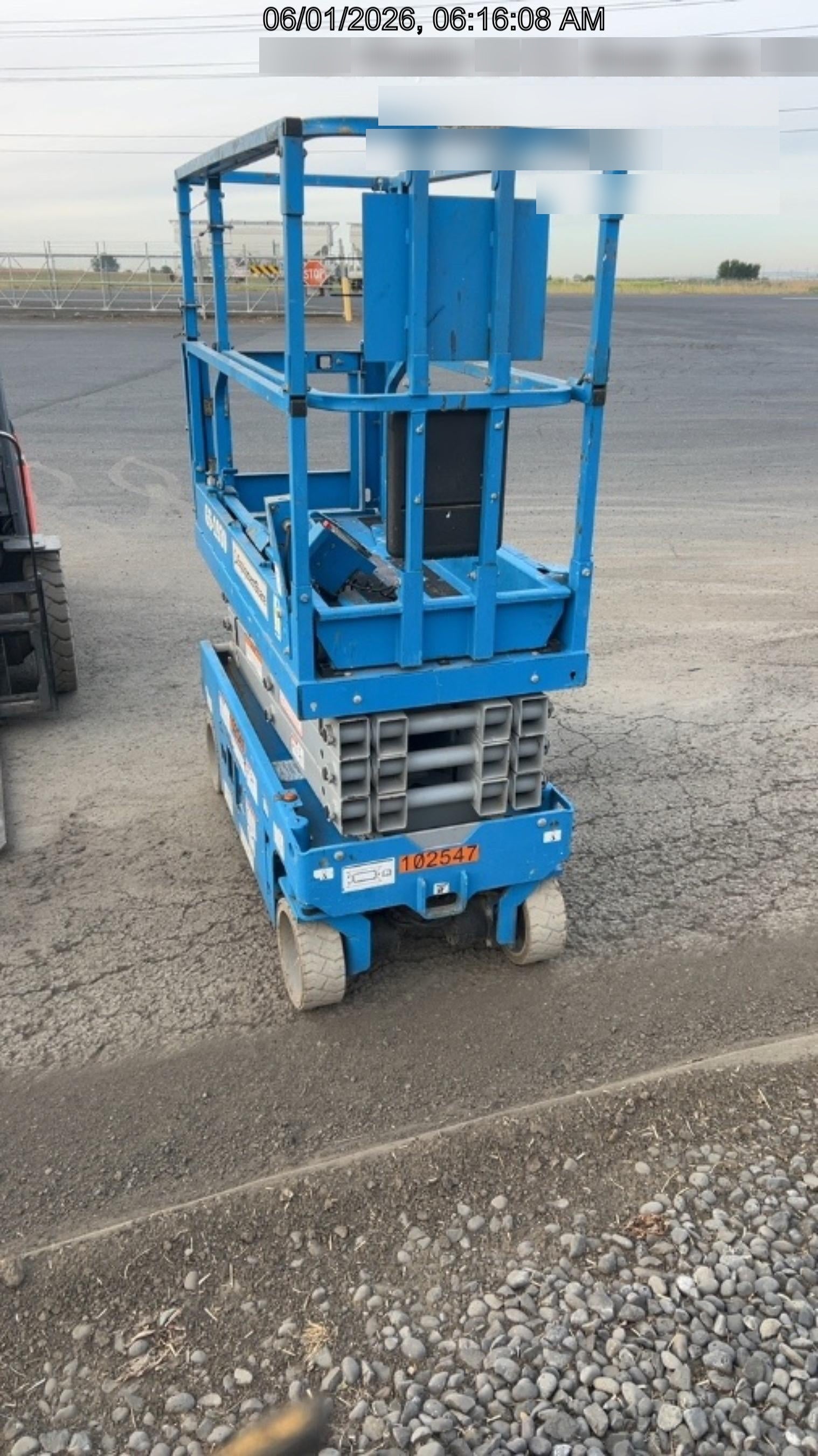 2020 Genie GS-1930 Solid Non Marking Tires, Beacon, Folding rails with half height swing gate, 800W Inverter