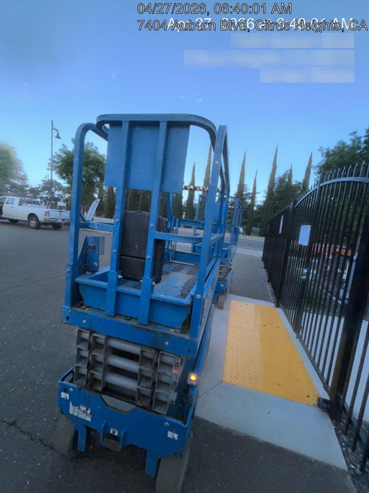 2019 Genie GS-1930 Half Height Swing Gate, 800W Inverter