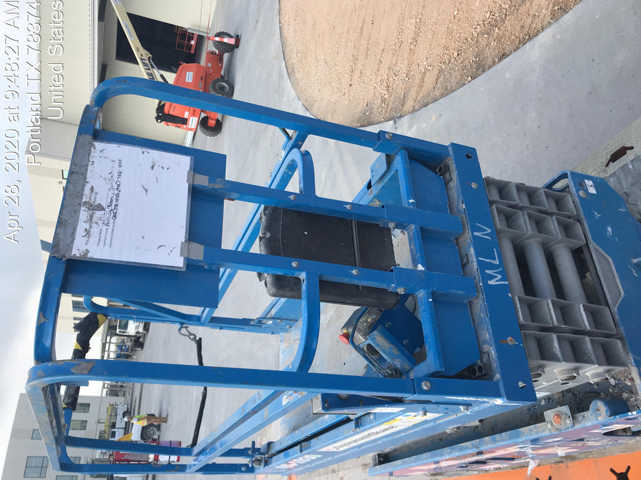 2019 Genie GS-1930 Fixed rails with chain Entry