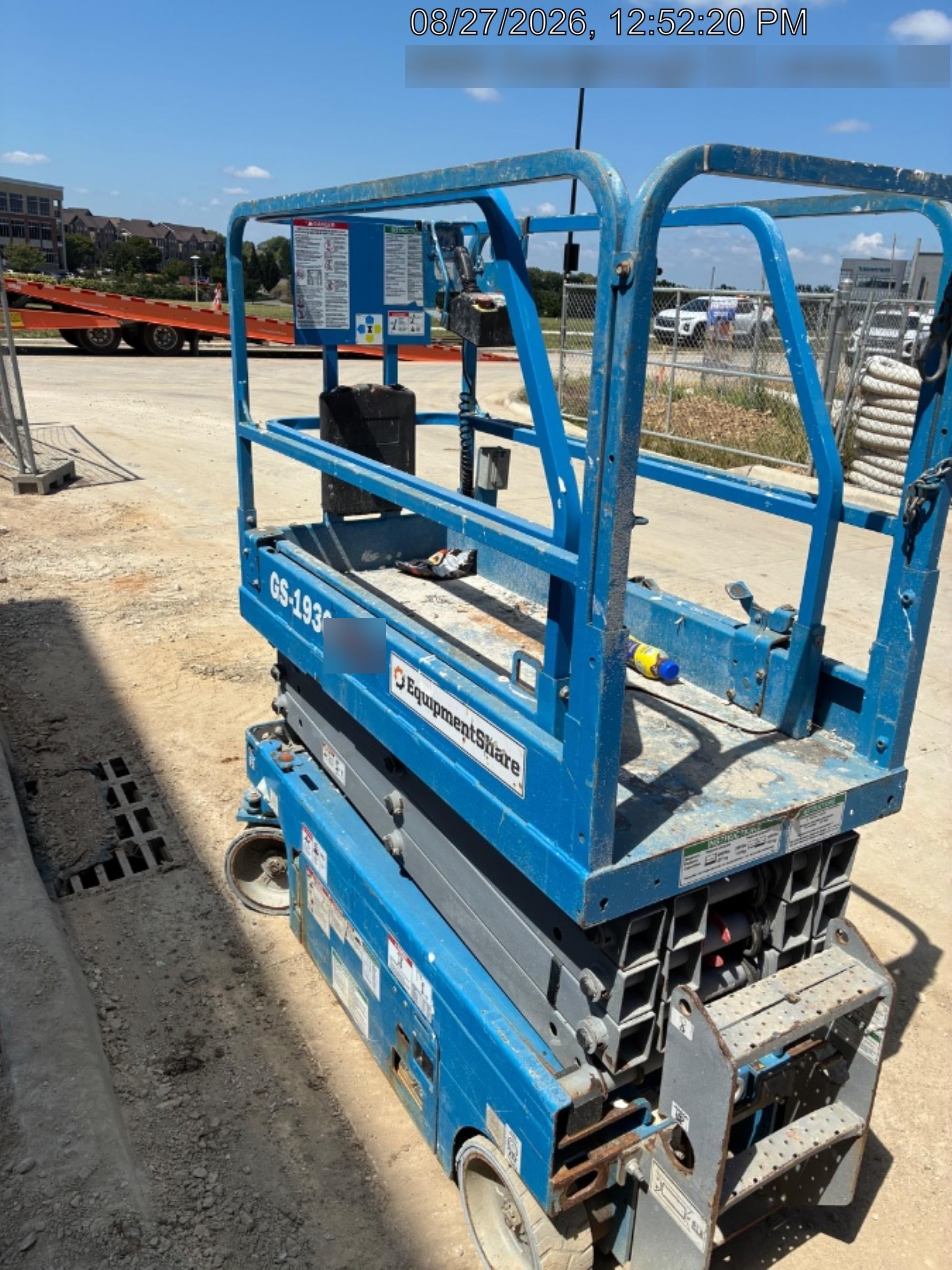 2019 Genie GS-1930 Fixed rails with chain Entry