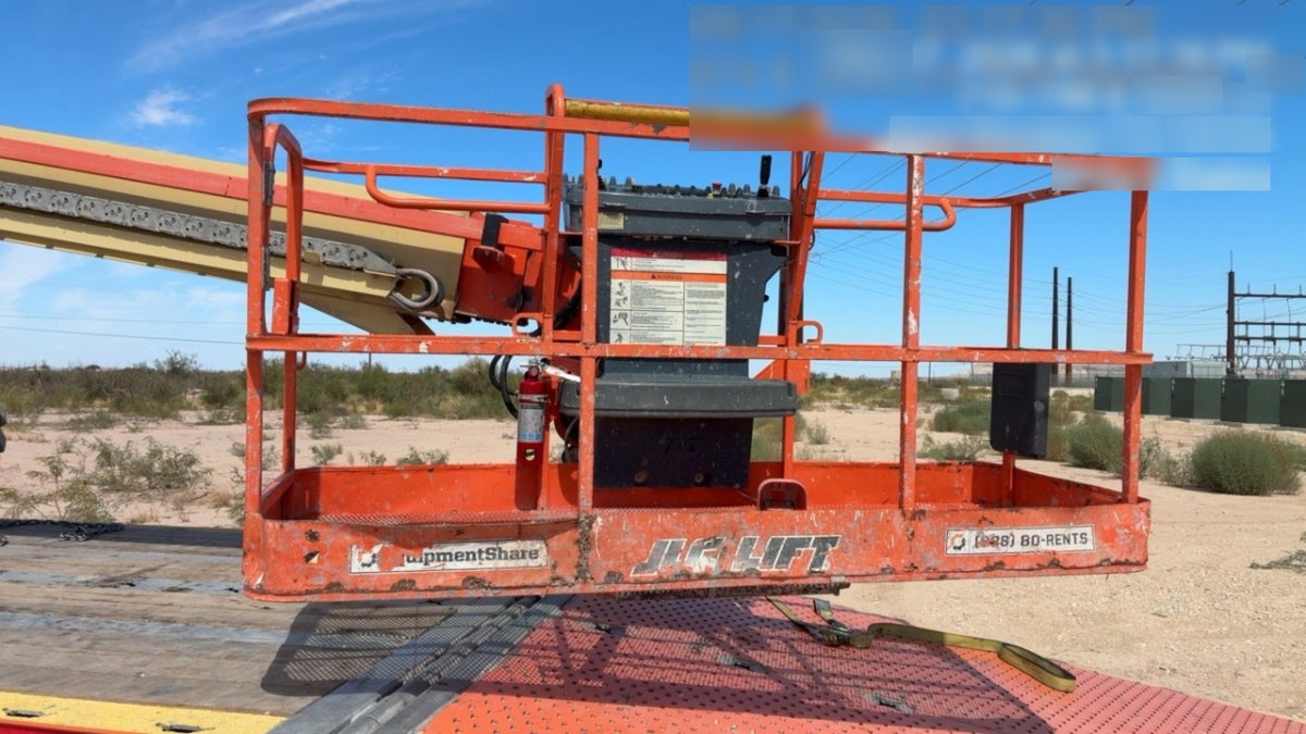 2021 JLG 600S