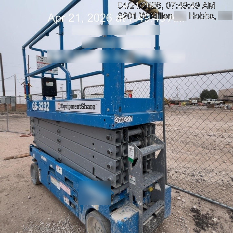 2022 GENIE GS-3232