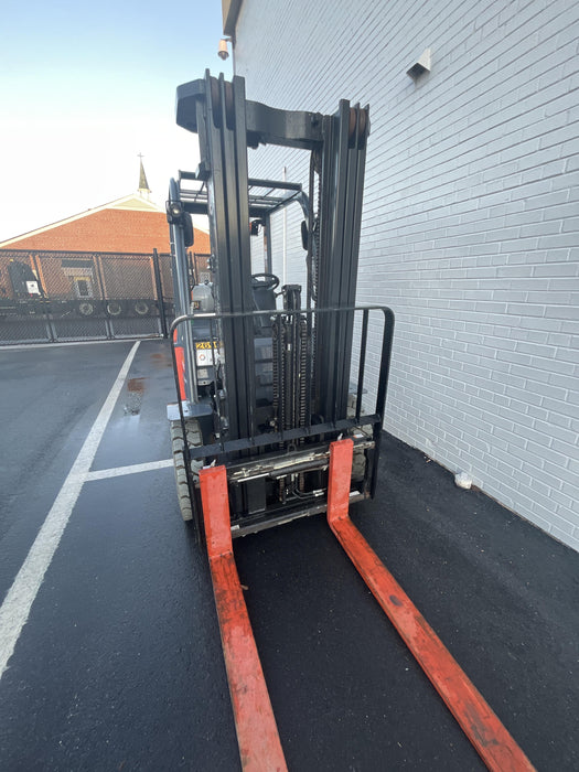 2022 TOYOTA 50-8FGU25