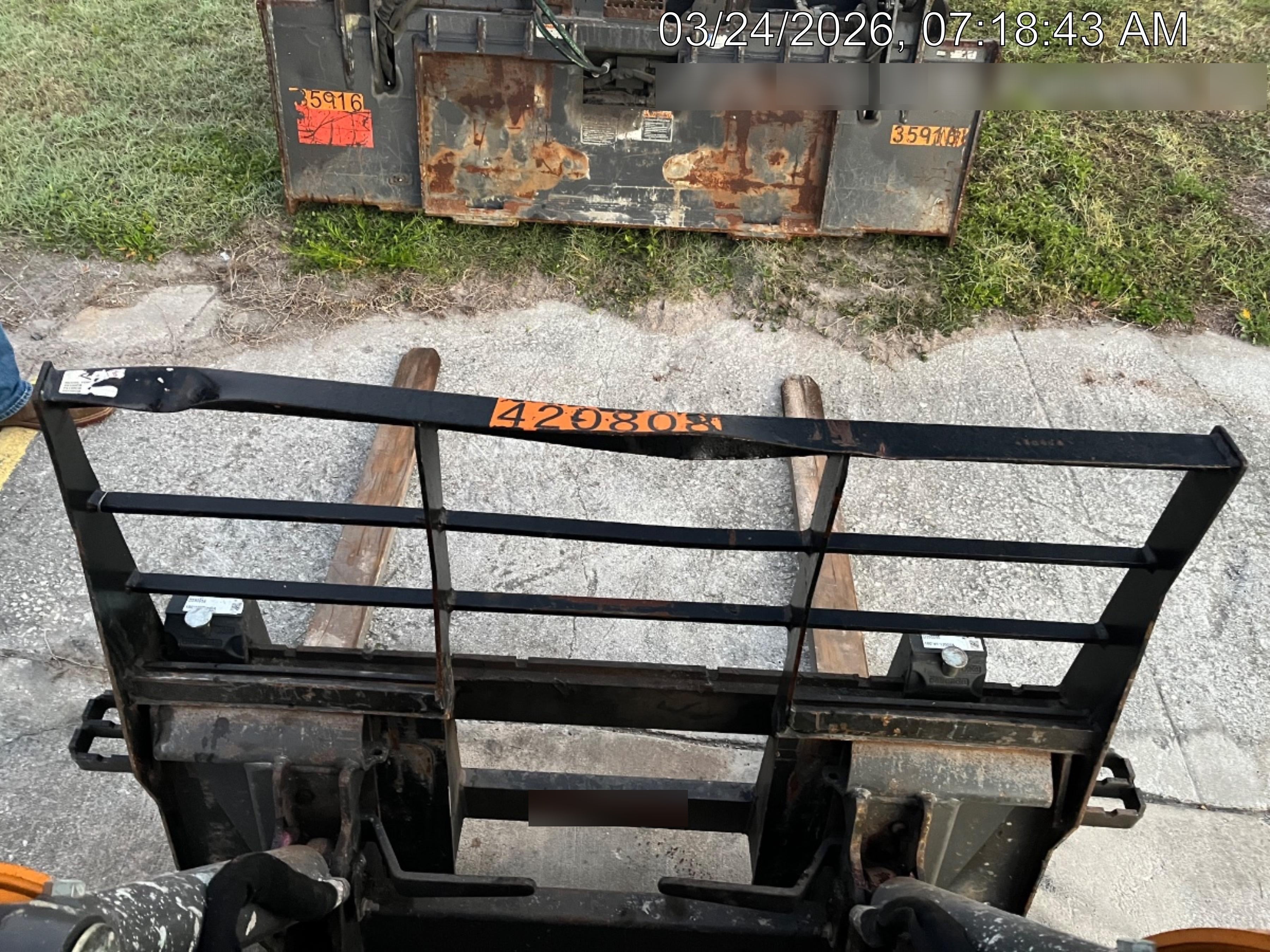 2024 ARROW MATERIAL HANDLING FS5100CB - 72"