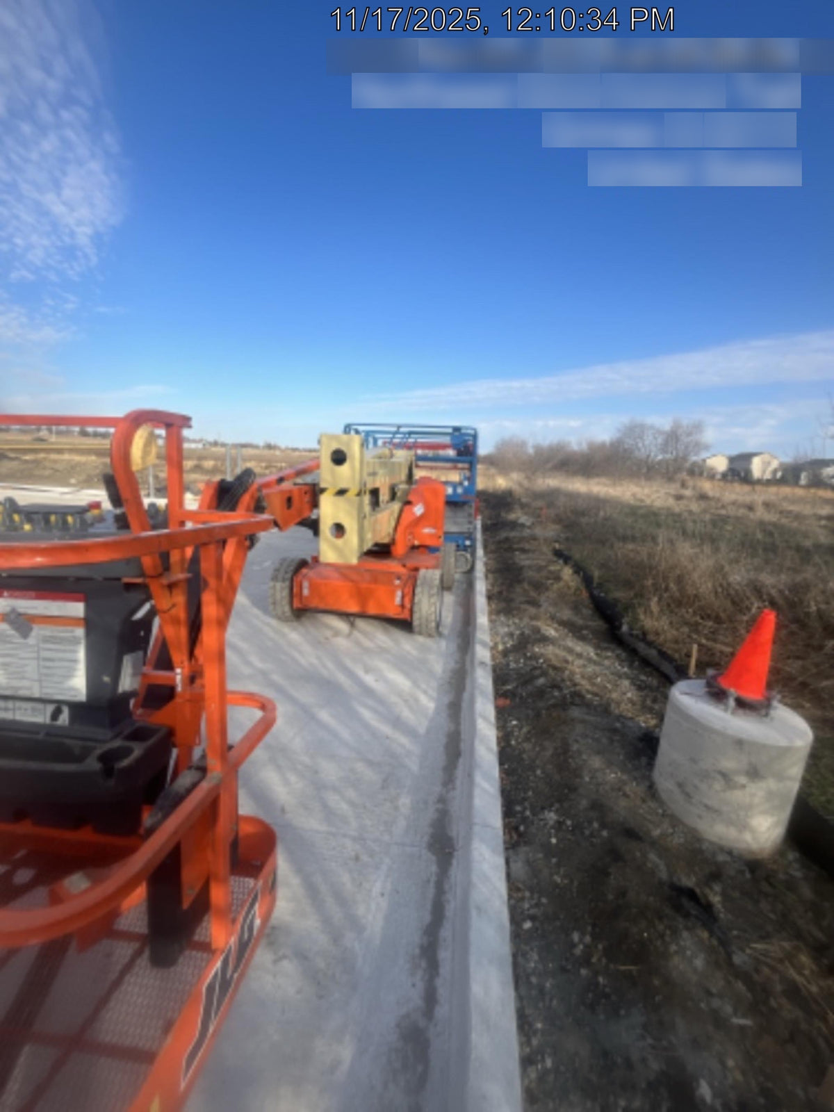 2023 JLG E450AJ