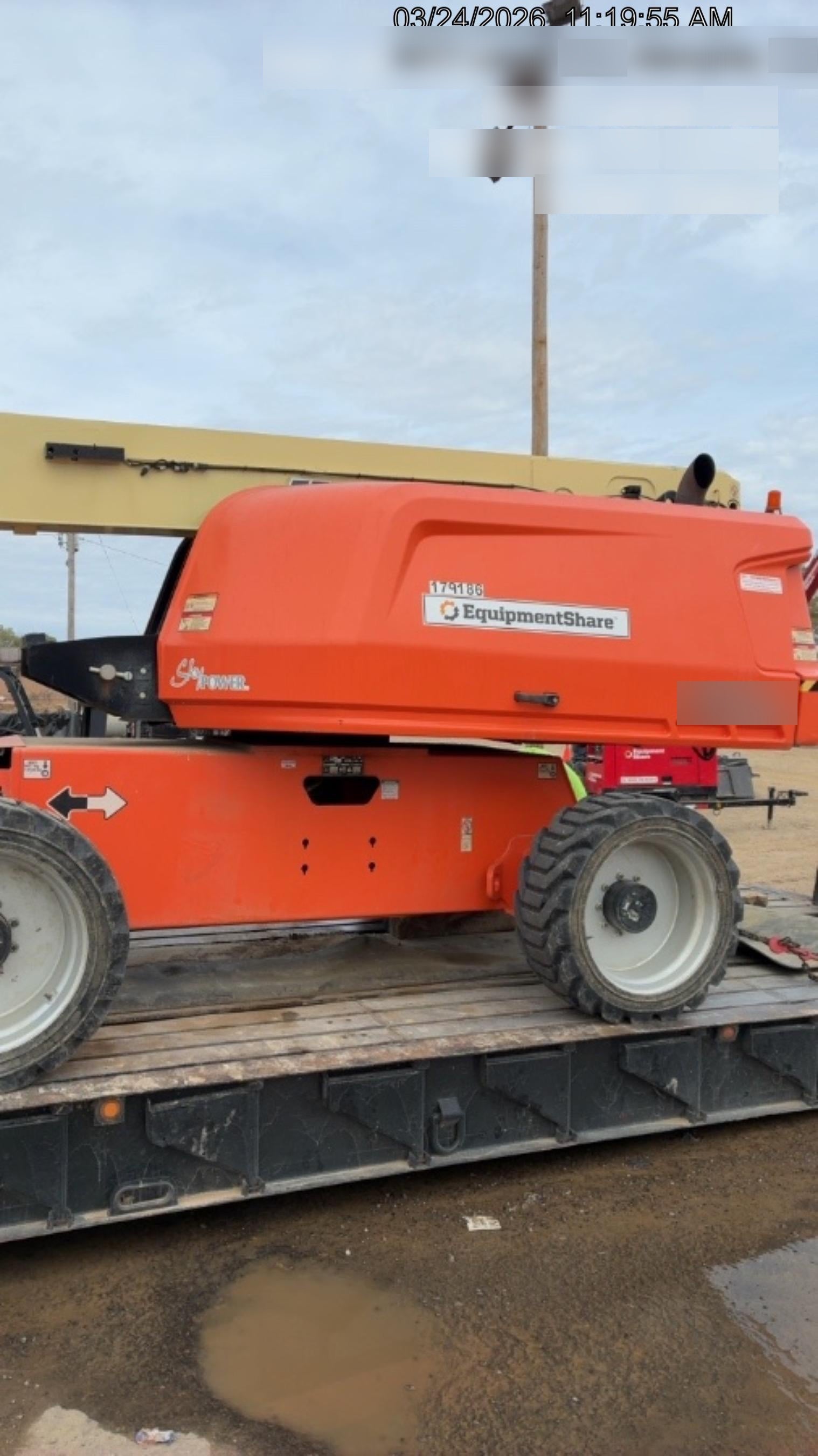2021 JLG 660SJ