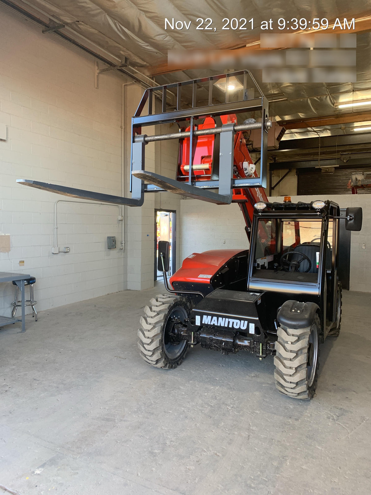 2021 MANITOU MTA5519