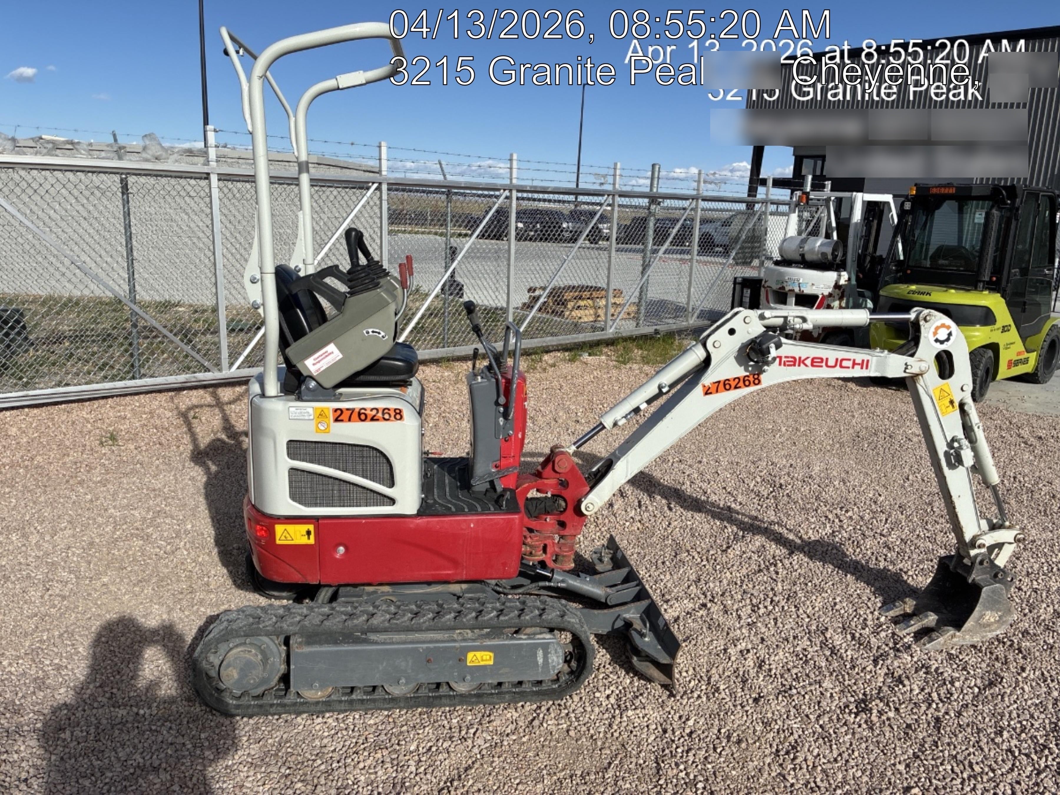 2022 TAKEUCHI TB210R