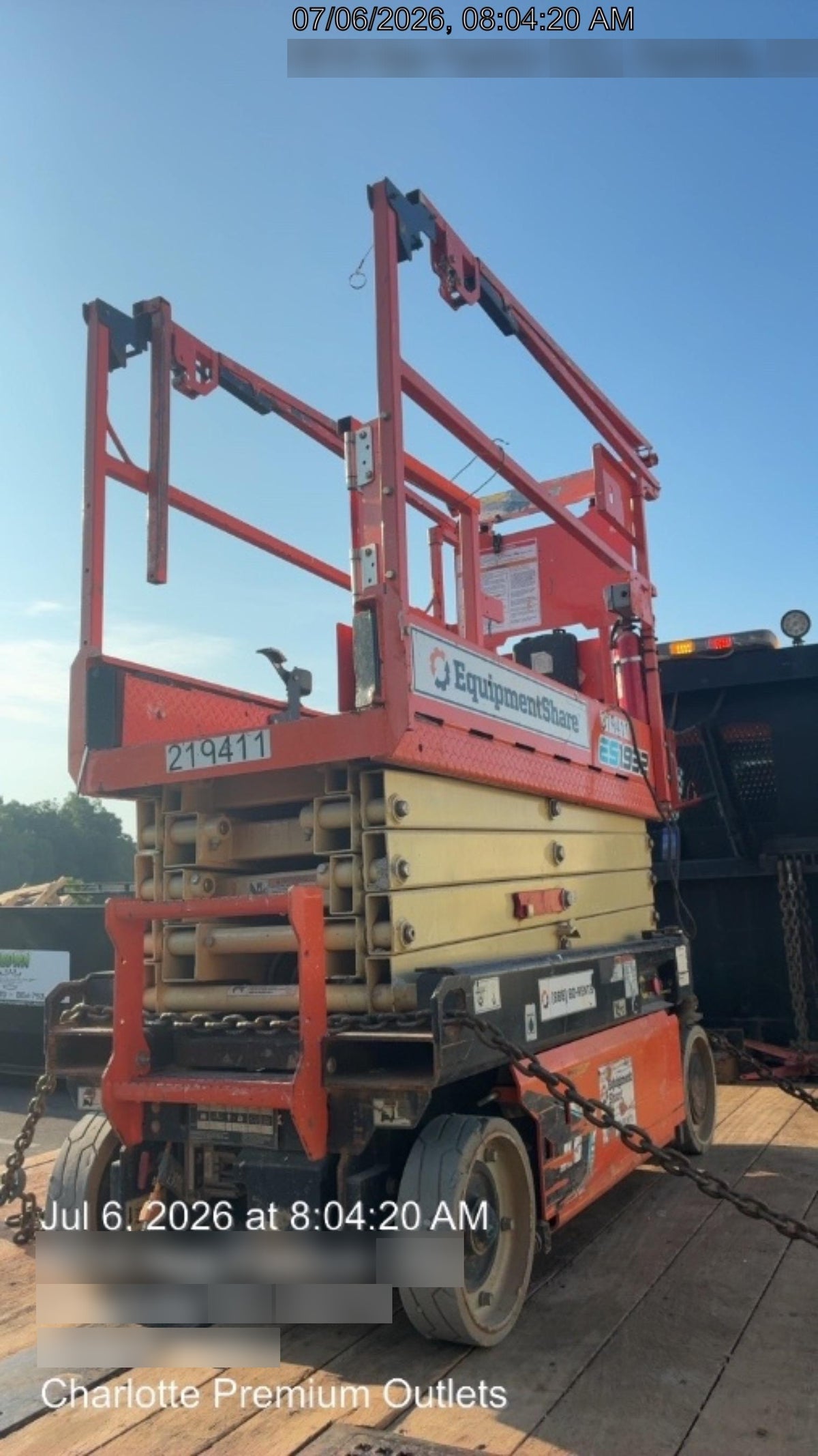2022 JLG ES1932
