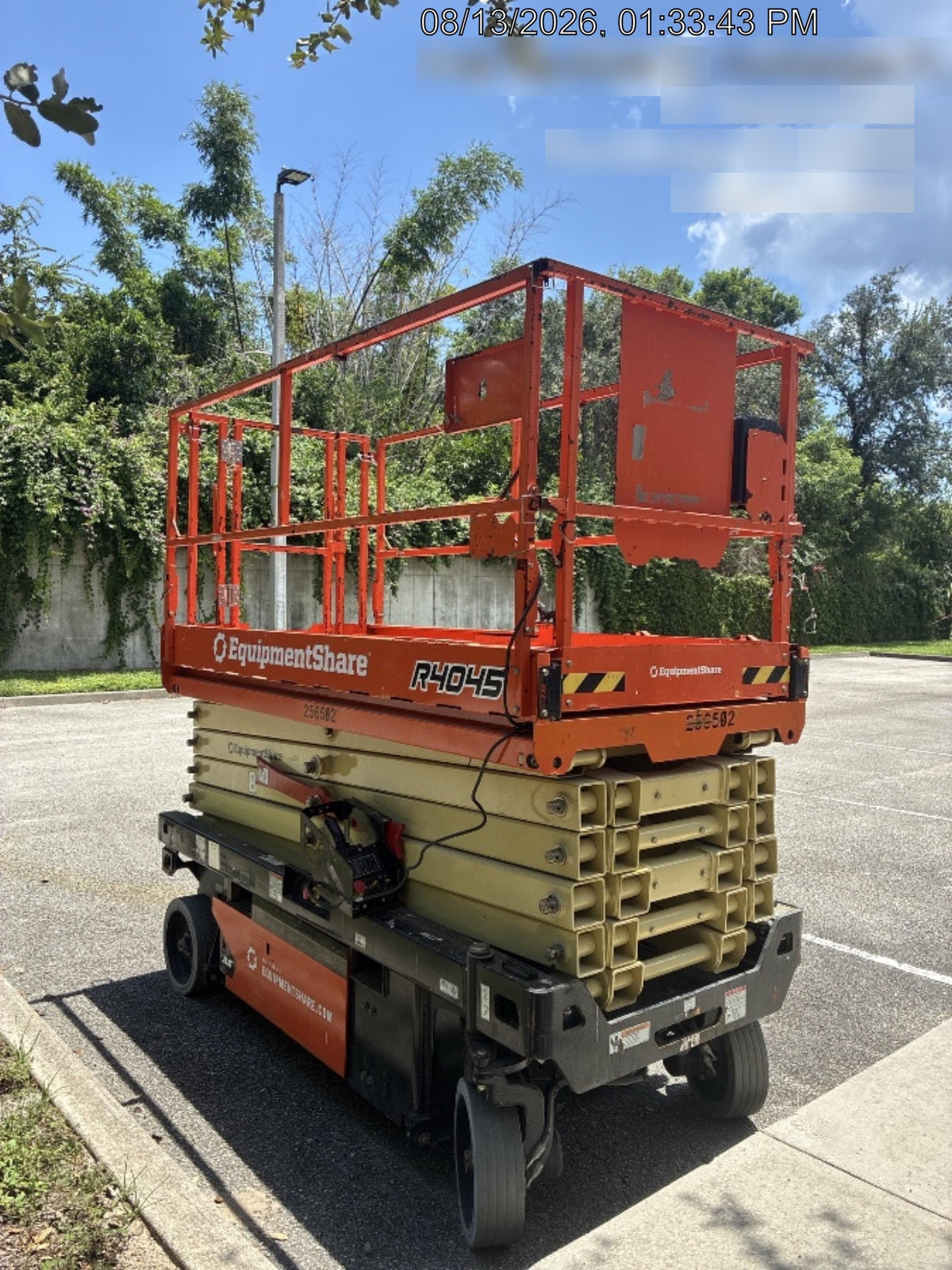 2022 JLG R4045