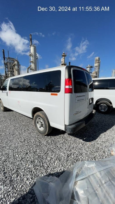 2023 CHEVROLET Express Van - Rental